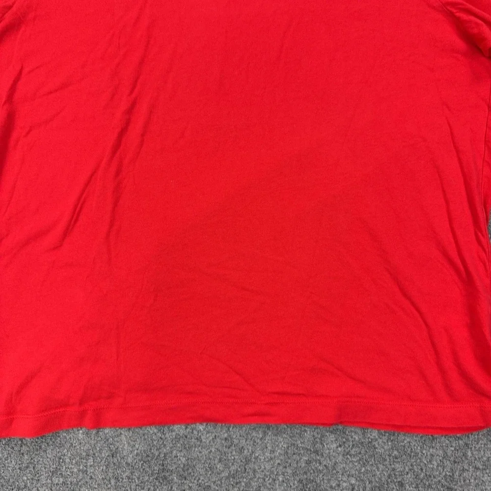 Nike Shirt Mens XL Red Crewneck Small Swoosh Logo The Nike Tee Tagless Casual